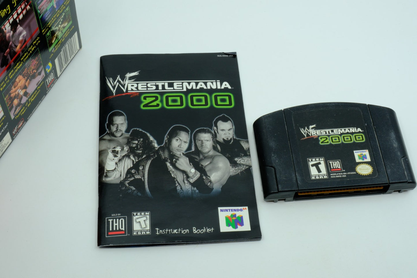 WWF WrestleMania 2000 - Complete in Box