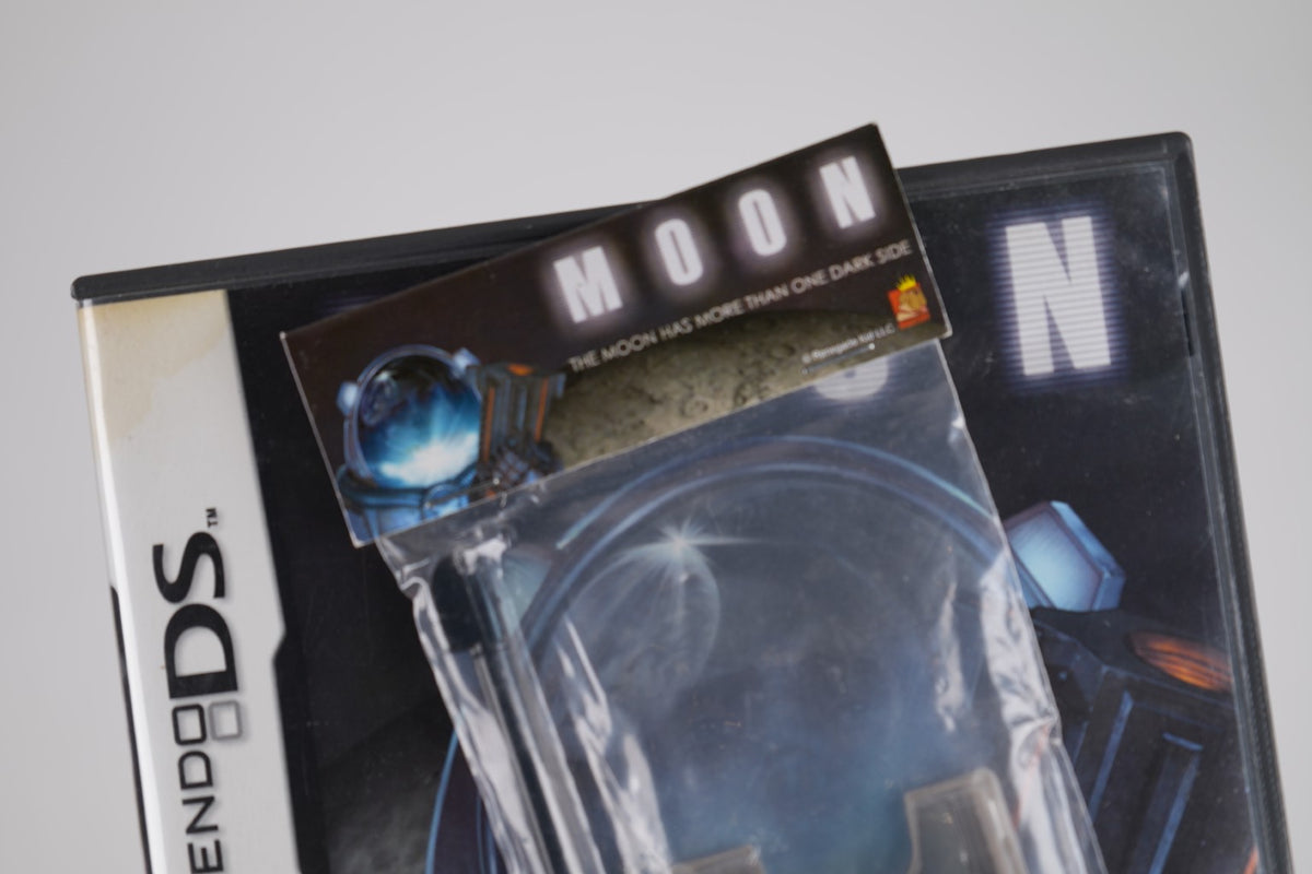 Moon – Nintendo DS – Complete in Box with Stylus & Bonus Accessory