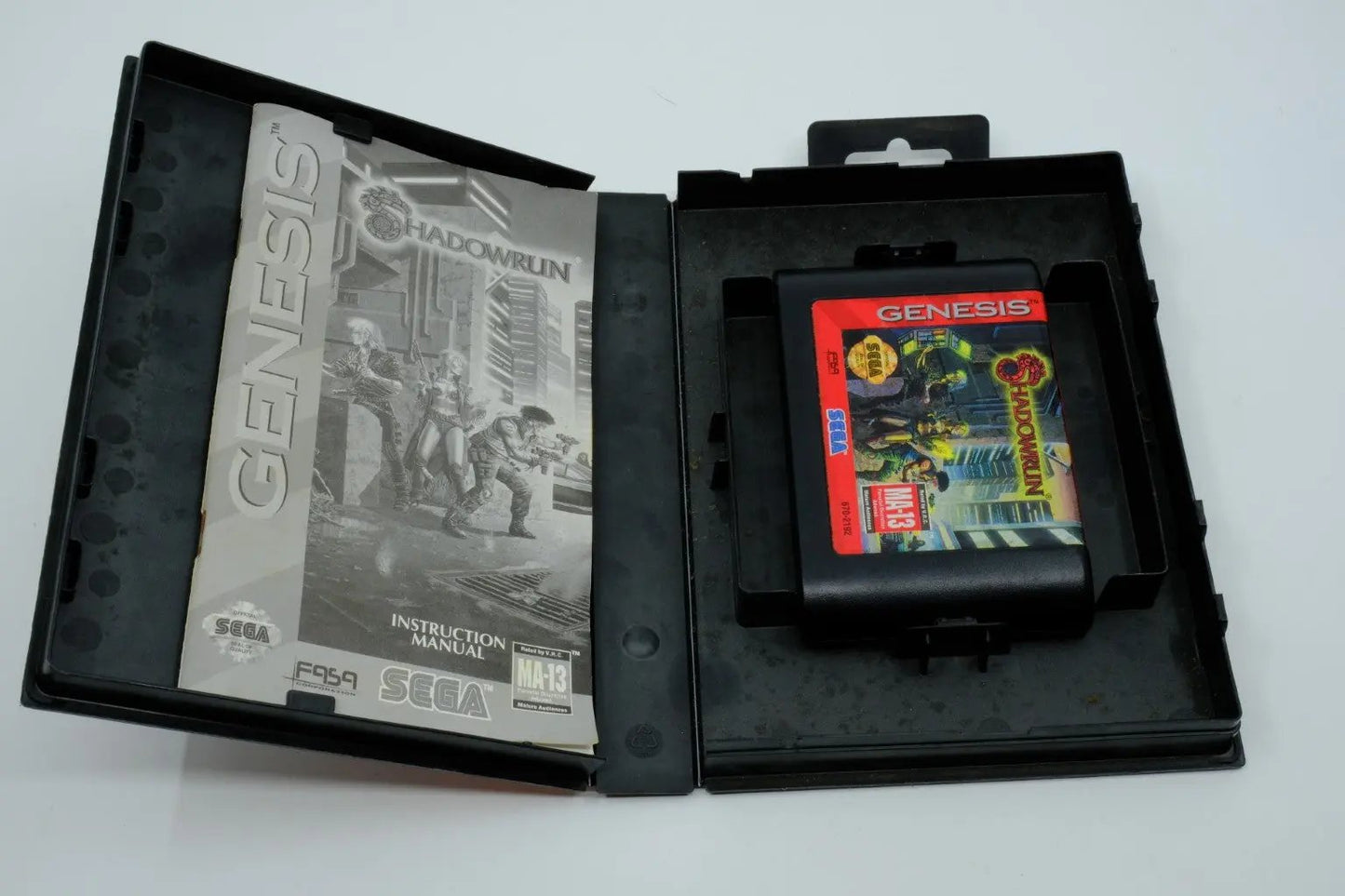 Shadowrun – Complete in Box RetroGate - Your Gateway to Classic Gaming