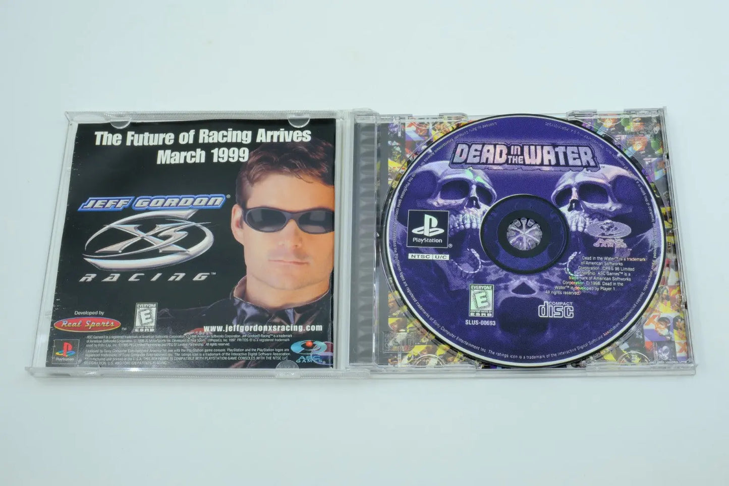 Dead in the Water – Complete in Box RetroGate - Your Gateway to Classic Gaming