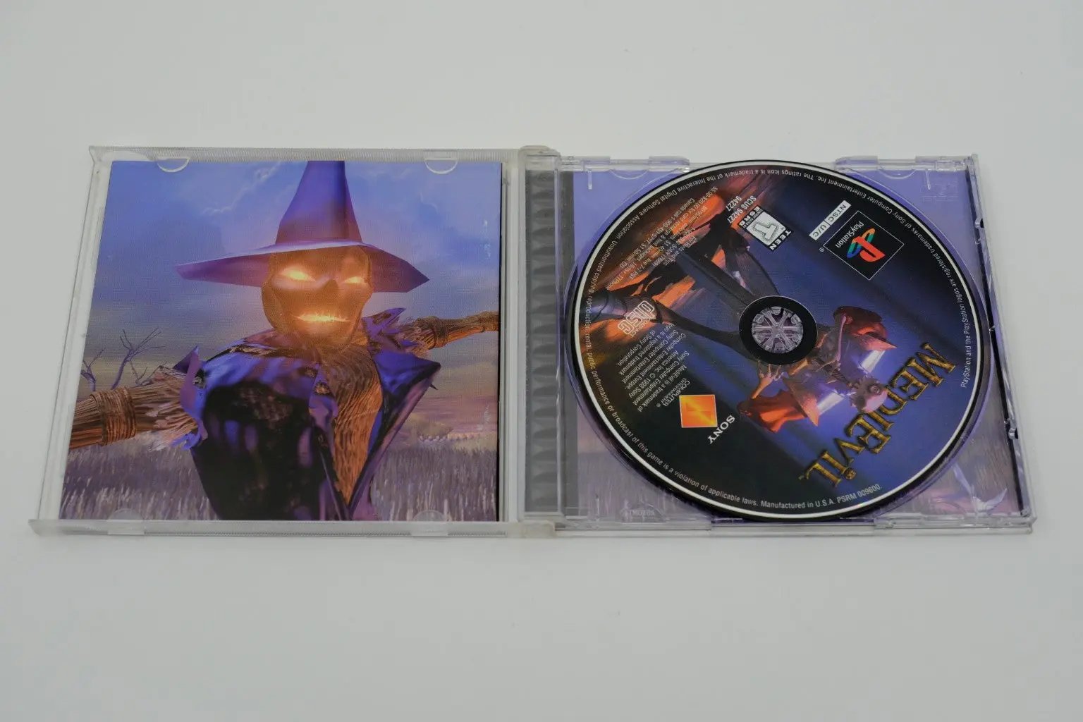 Medievil Playstation 1 Complete RetroGate - Your Gateway to Classic Gaming