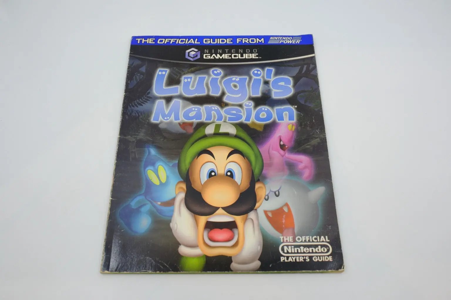 Luigi’s Mansion — Official Nintendo Power Player’s Guide (GameCube) RetroGate - Your Gateway to Classic Gaming