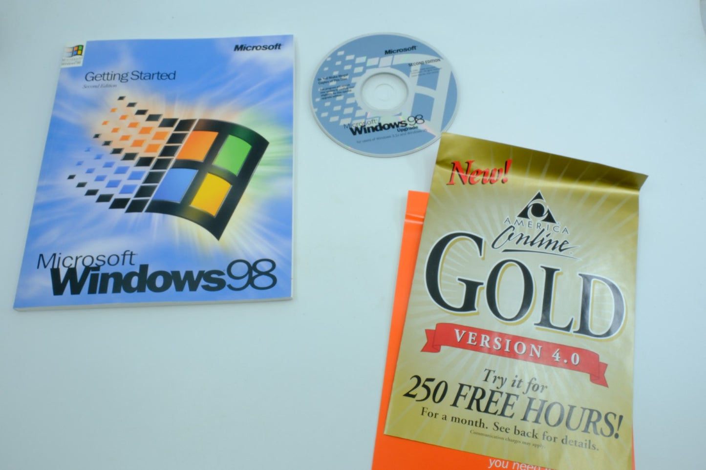 Microsoft Windows 98 Second Edition Upgrade (PC) – Complete in Box (CIB)