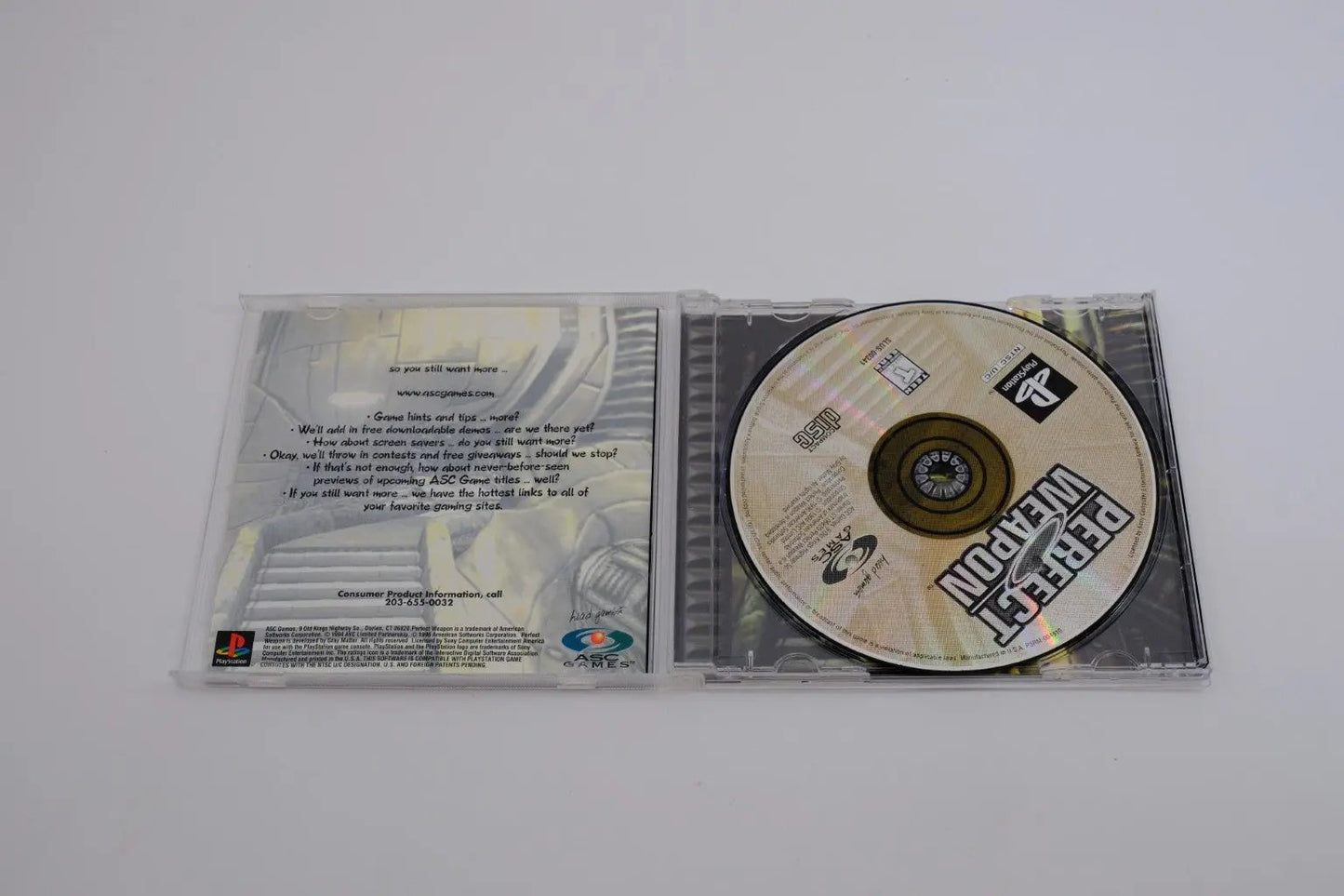 Perfect Weapon – Complete in Box RetroGate - Your Gateway to Classic Gaming