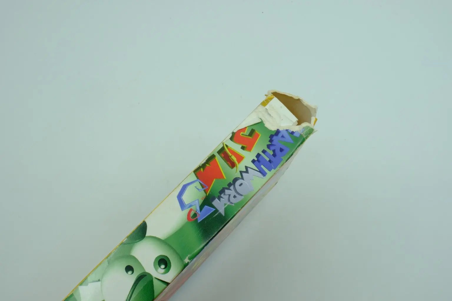 Earthworm Jim 3D – Complete in Box RetroGate - Your Gateway to Classic Gaming