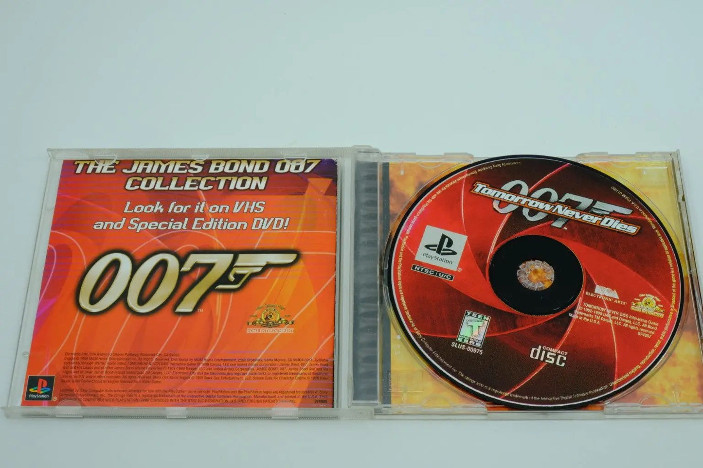 007: Tomorrow Never Dies – Complete in Box RetroGate - Your Gateway to Classic Gaming