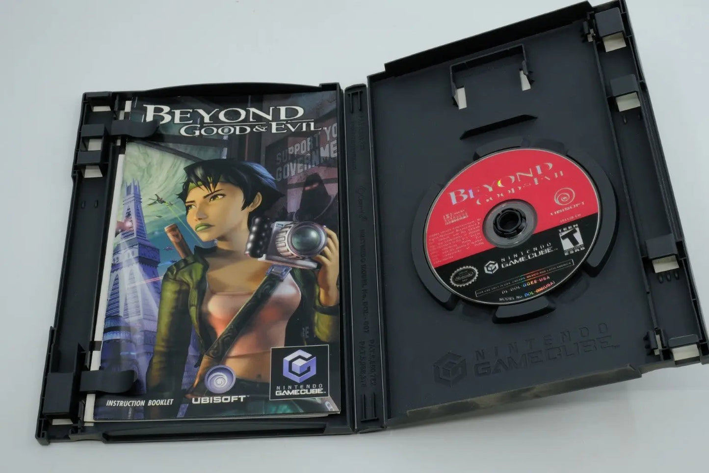 Beyond Good & Evil – Complete in Box RetroGate - Your Gateway to Classic Gaming