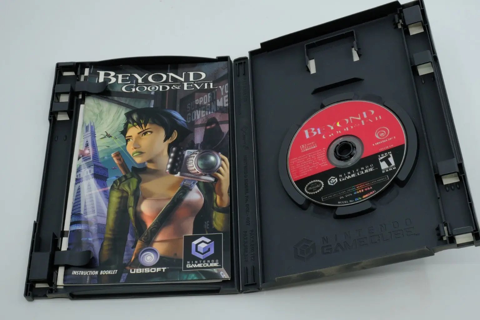 Beyond Good & Evil – Complete in Box RetroGate - Your Gateway to Classic Gaming