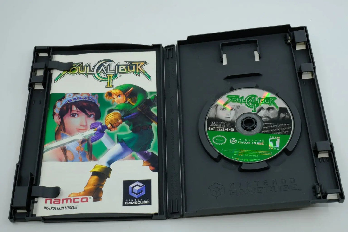 Soulcalibur 2 – Complete in Box RetroGate - Your Gateway to Classic Gaming