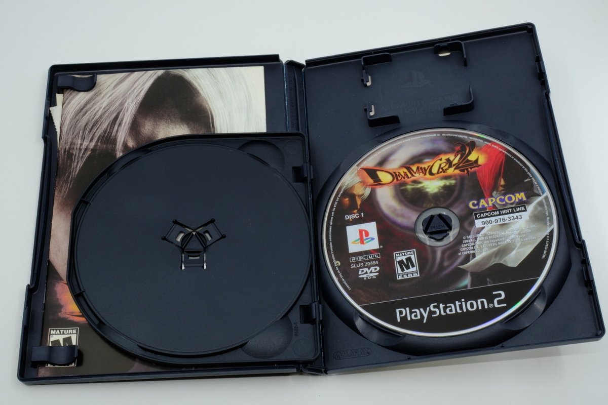 Devil May Cry 2 – Complete in Box (CIB)