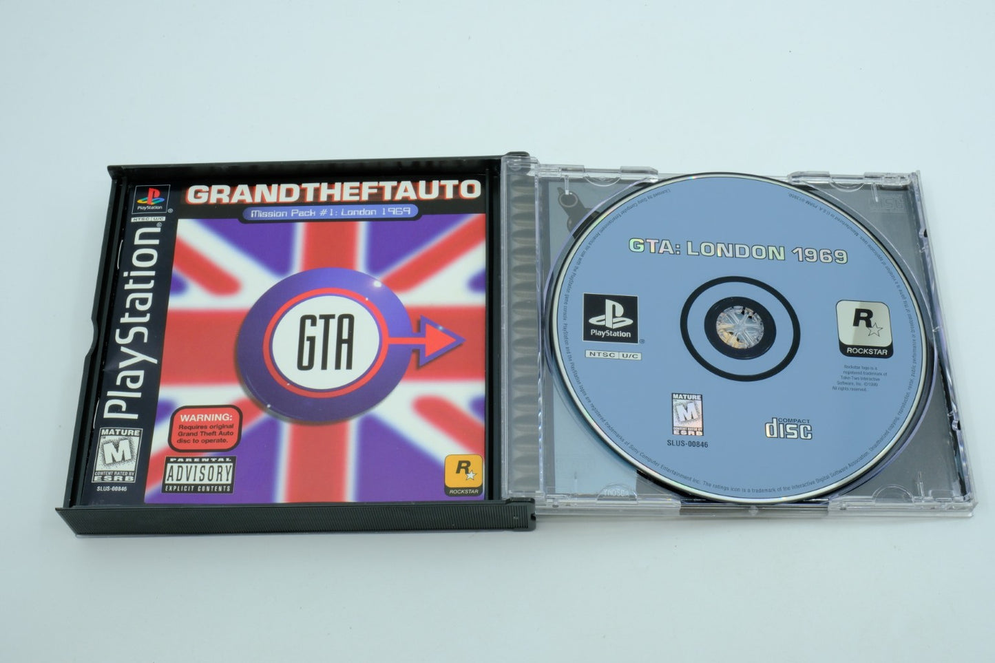Grand Theft Auto: The Director's Cut - Compete in Box