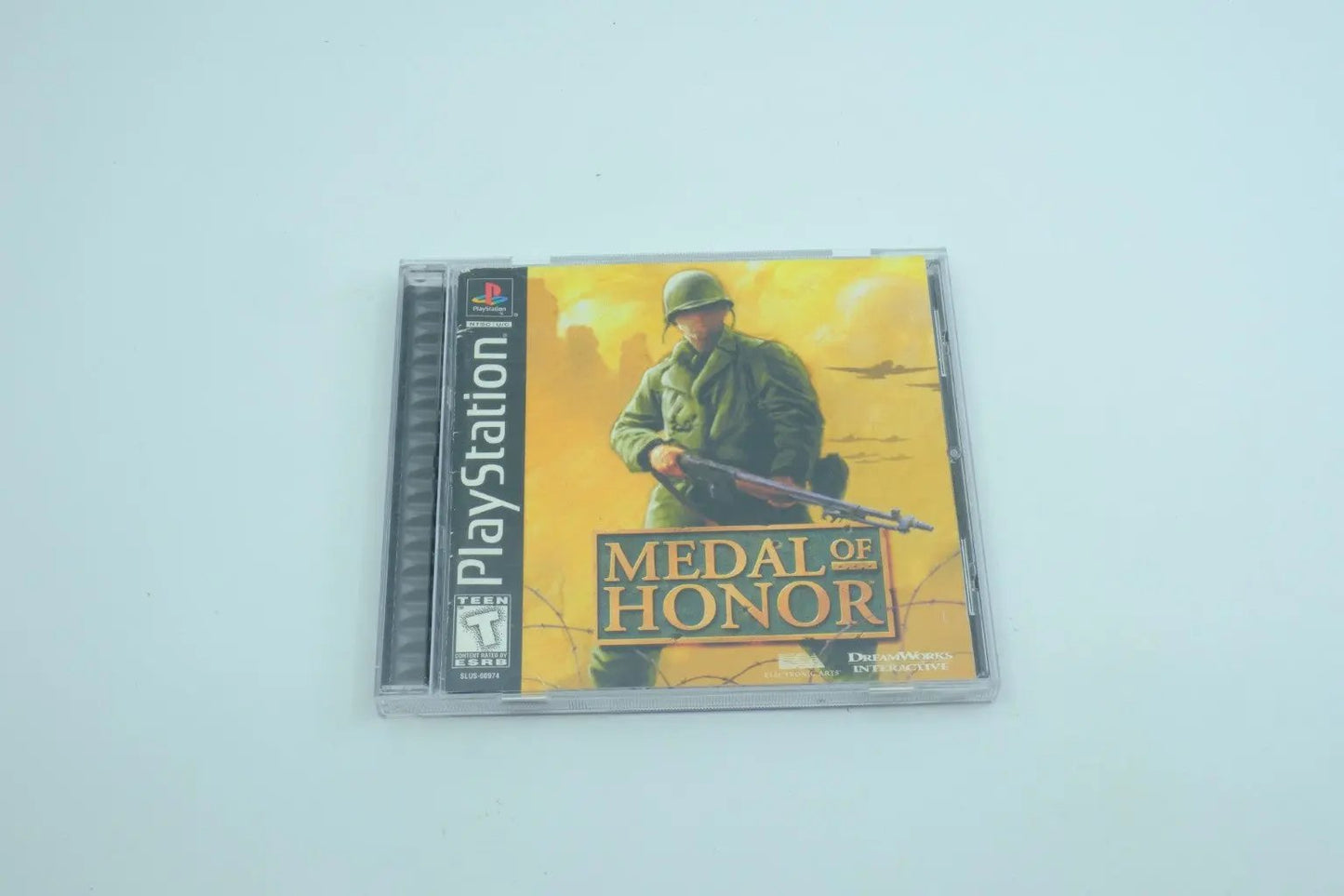 Medal of Honor – Complete in Box RetroGate - Your Gateway to Classic Gaming