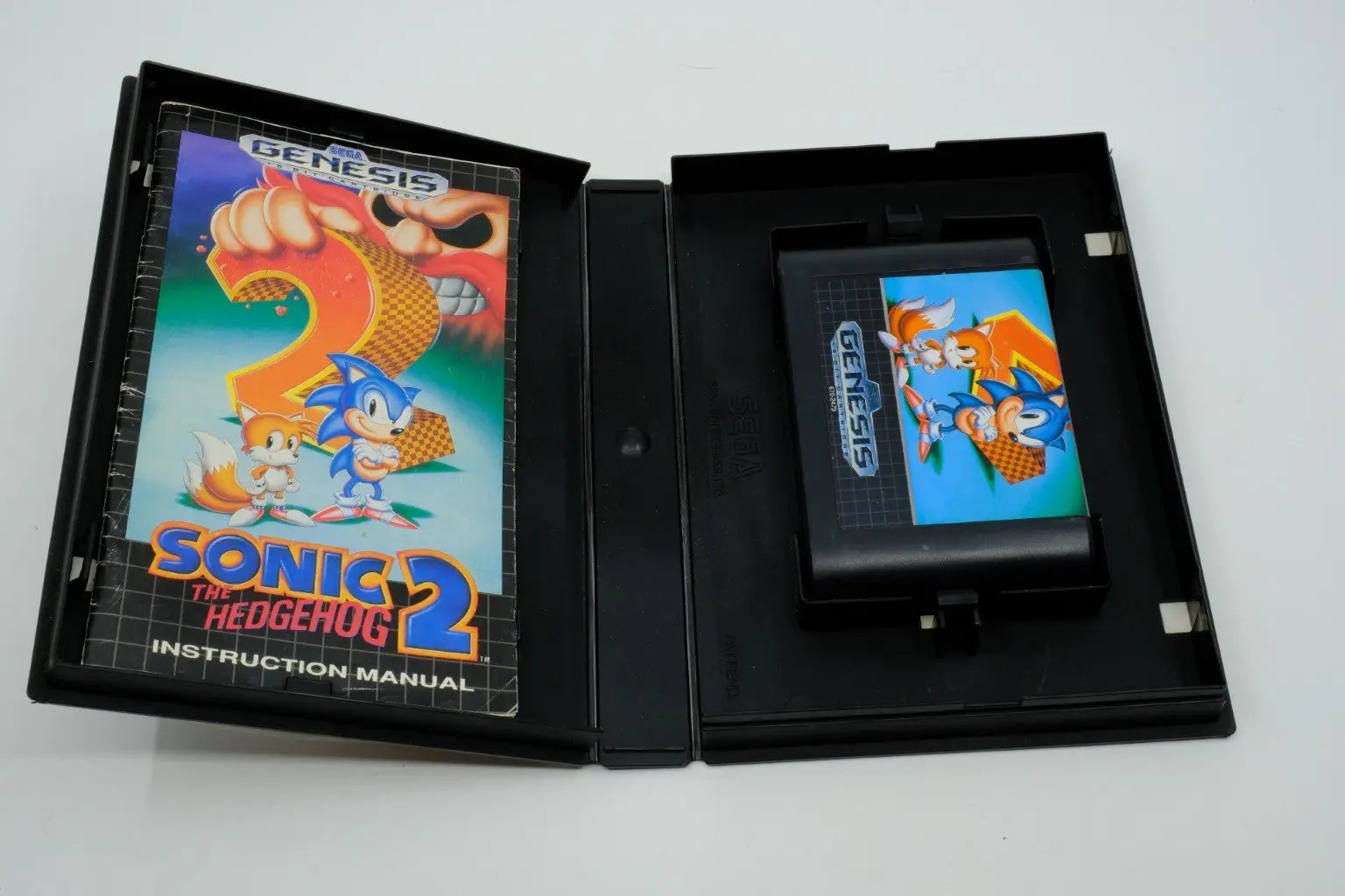 Sonic the Hedgehog 2 – Complete in Box RetroGate - Your Gateway to Classic Gaming