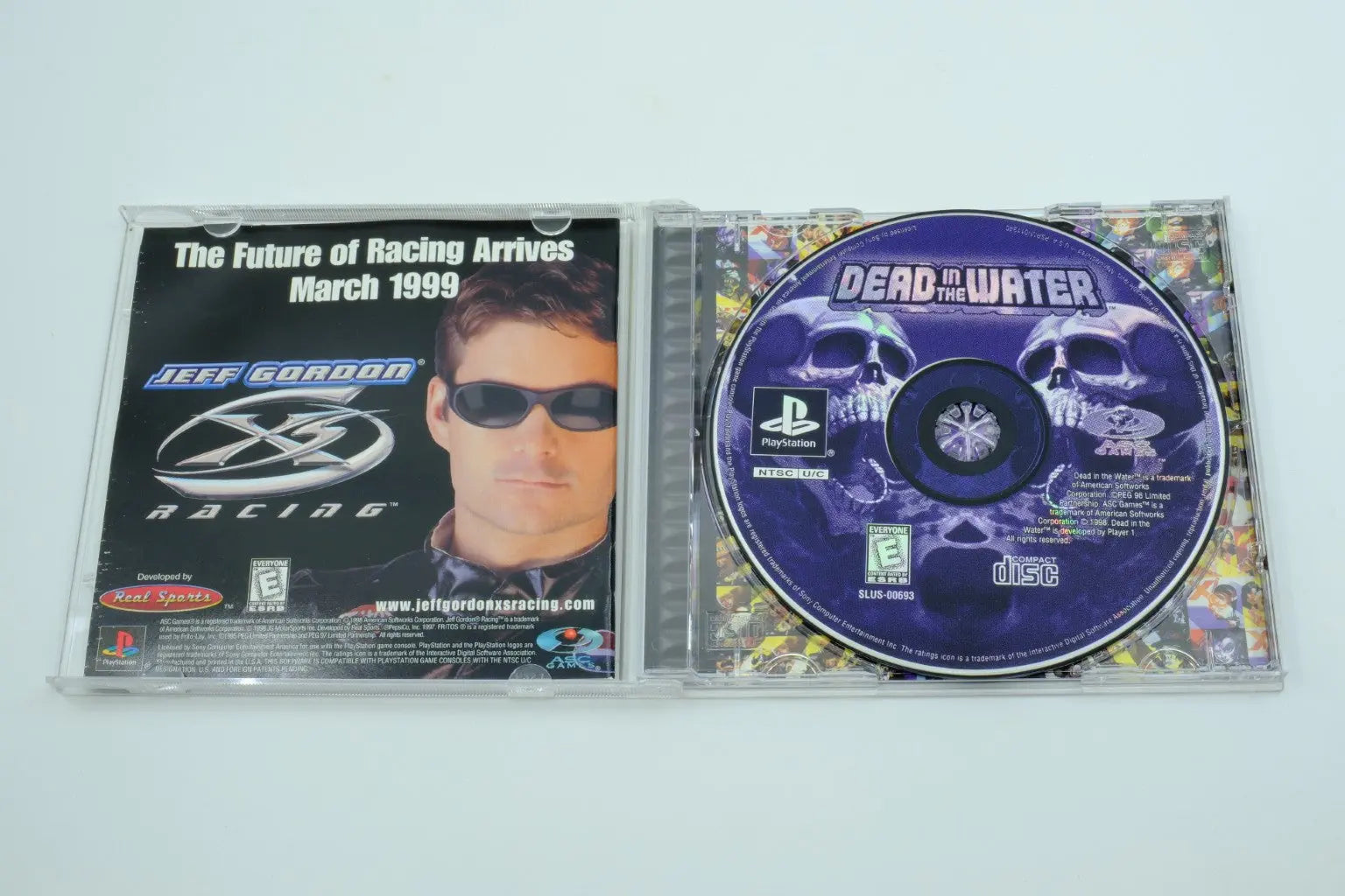 Dead in the Water – Complete in Box RetroGate - Your Gateway to Classic Gaming