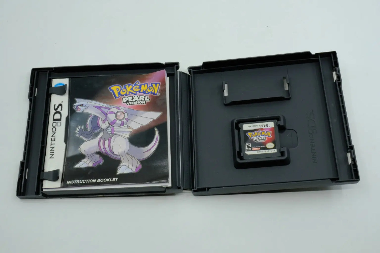 Pokemon Pearl Version – Complete in Box RetroGate - Your Gateway to Classic Gaming