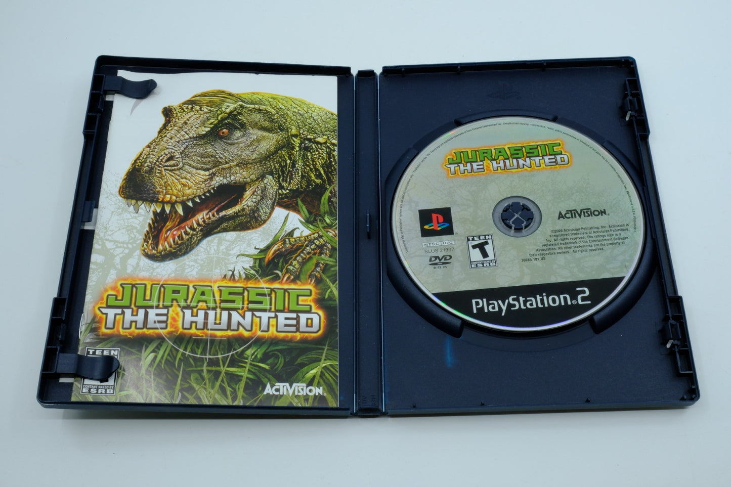 Jurassic: The Hunted – Complete in Box