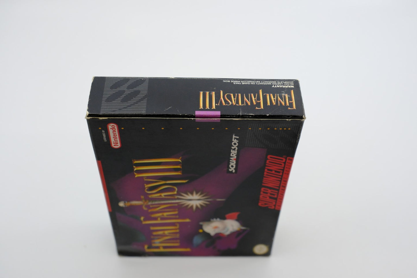Final Fantasy III – Complete in box