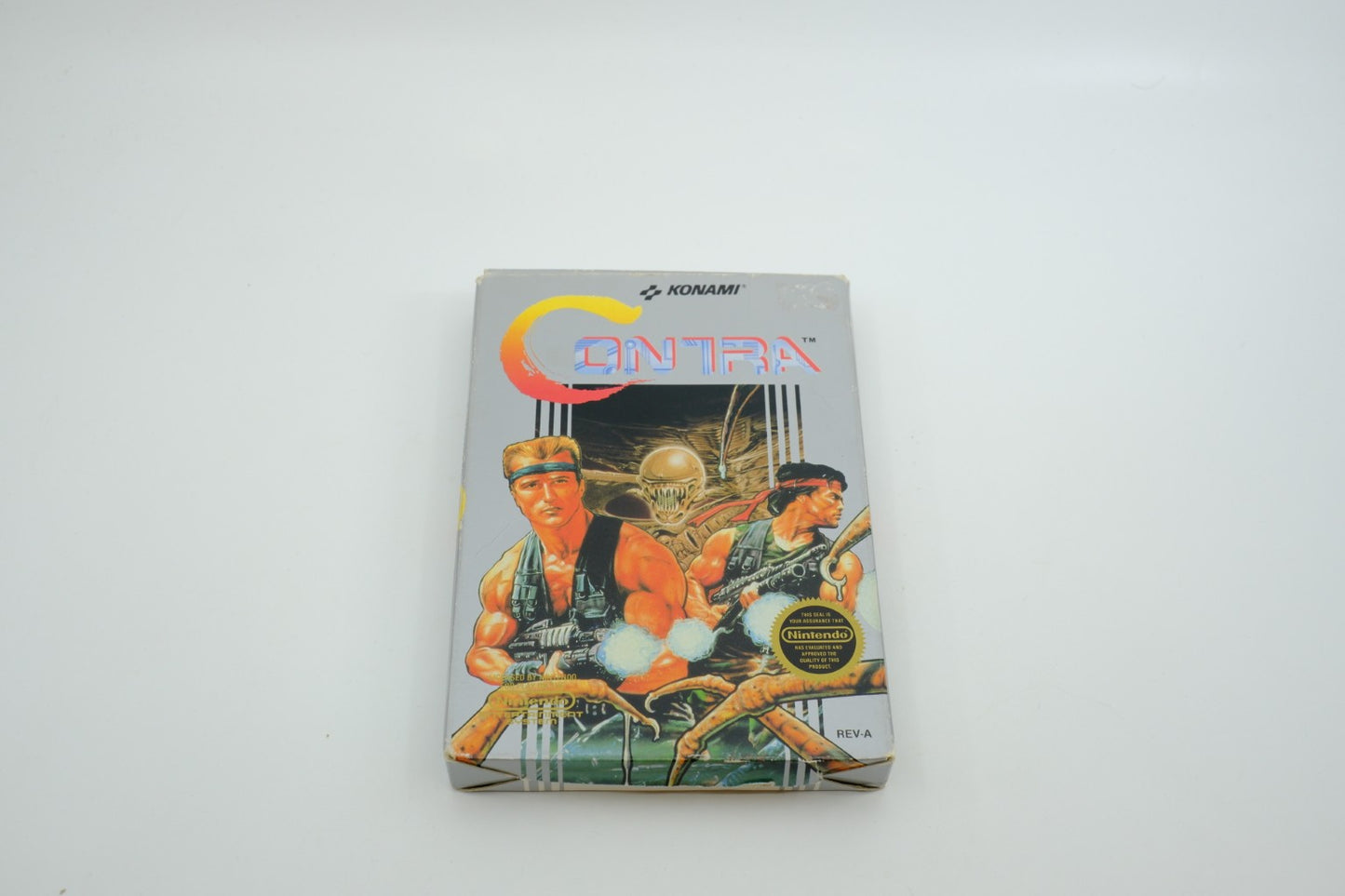 Contra – Complete in box