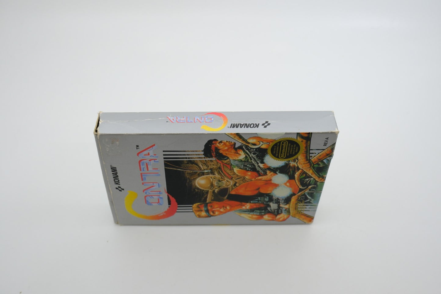 Contra – Complete in box