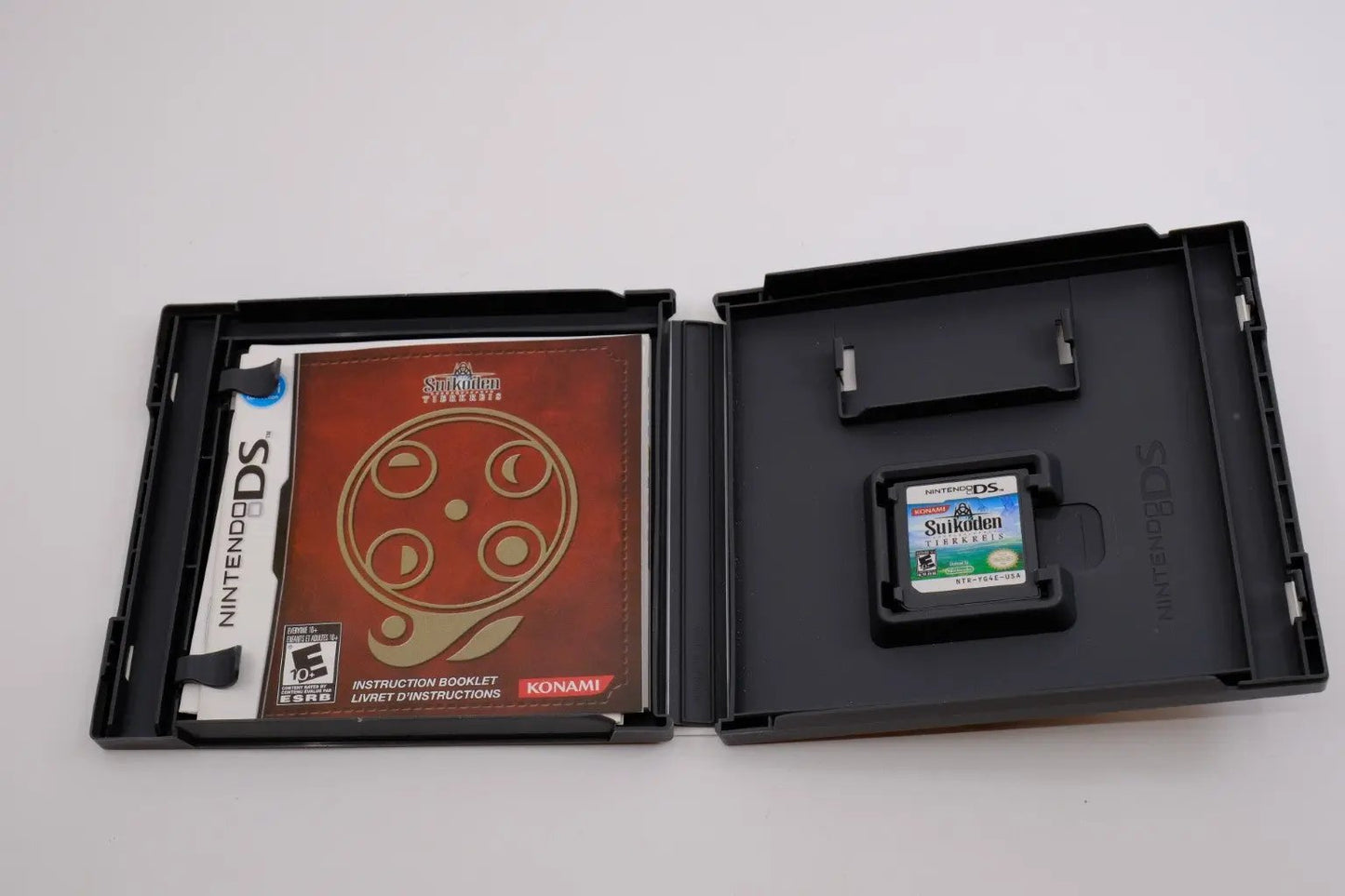 Suikoden: Tierkreis – Complete in Box RetroGate - Your Gateway to Classic Gaming