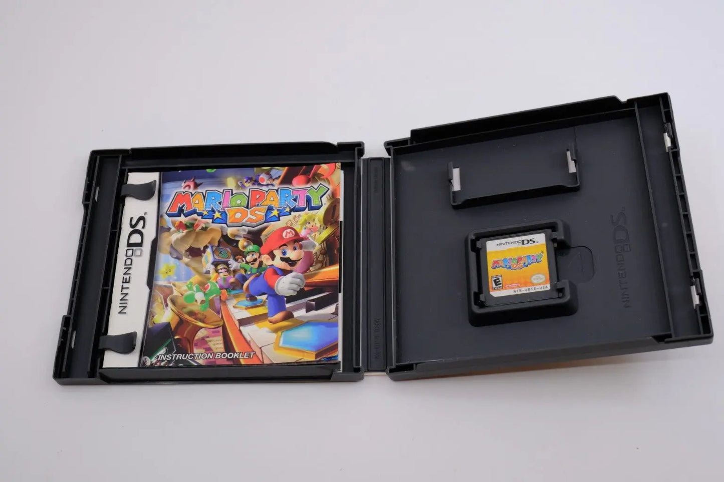 Mario Party DS – Complete in Box RetroGate - Your Gateway to Classic Gaming