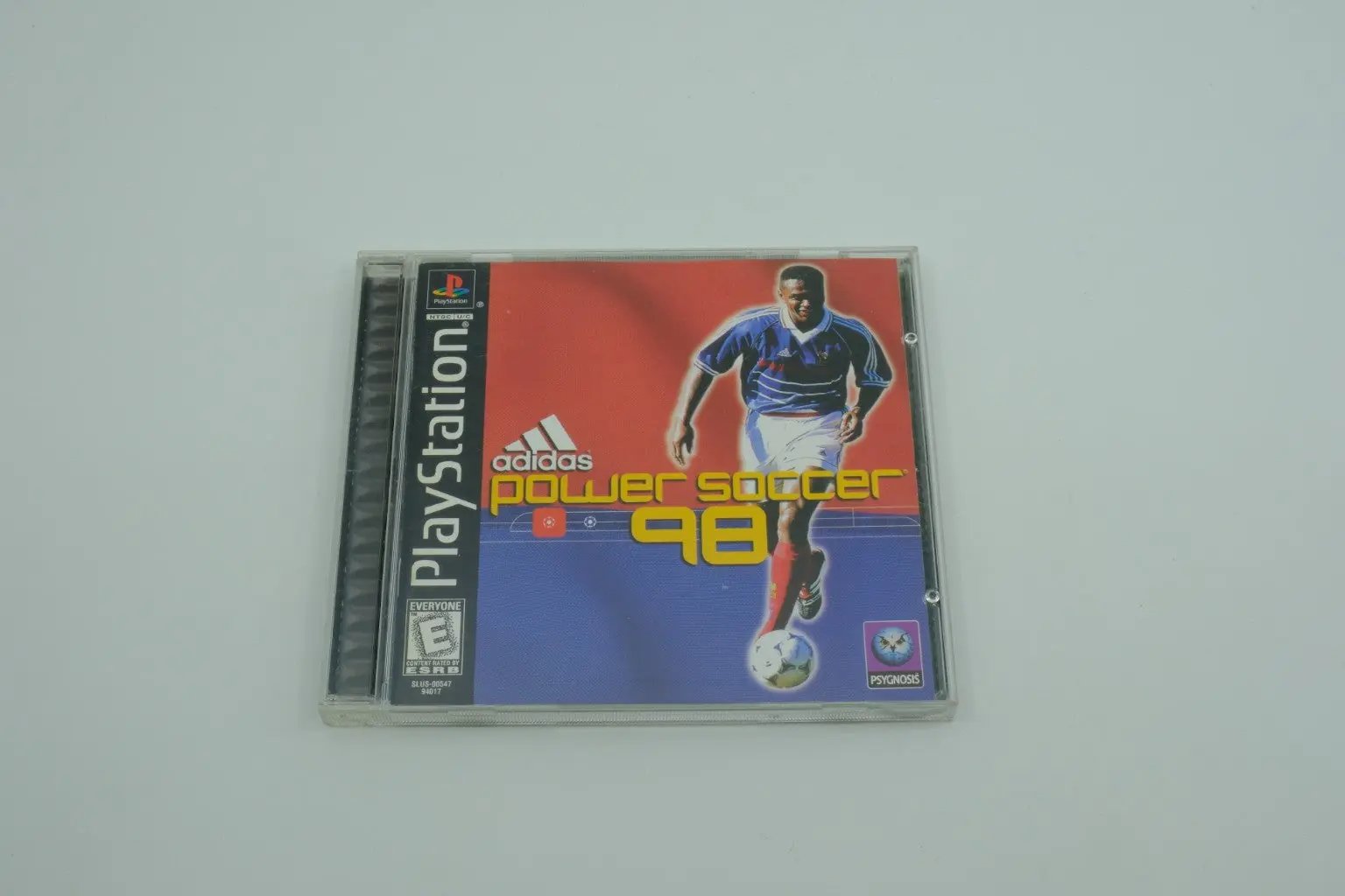 Adidas Power Soccer 98 – Complete in Box RetroGate - Your Gateway to Classic Gaming