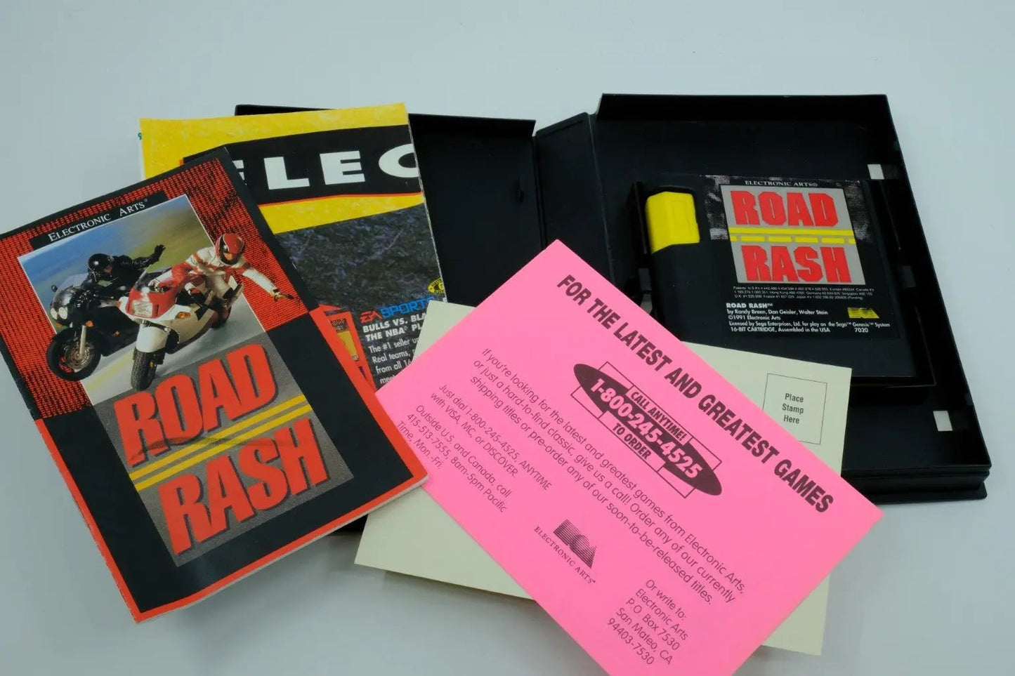 Road Rash – Complete in Box RetroGate - Your Gateway to Classic Gaming