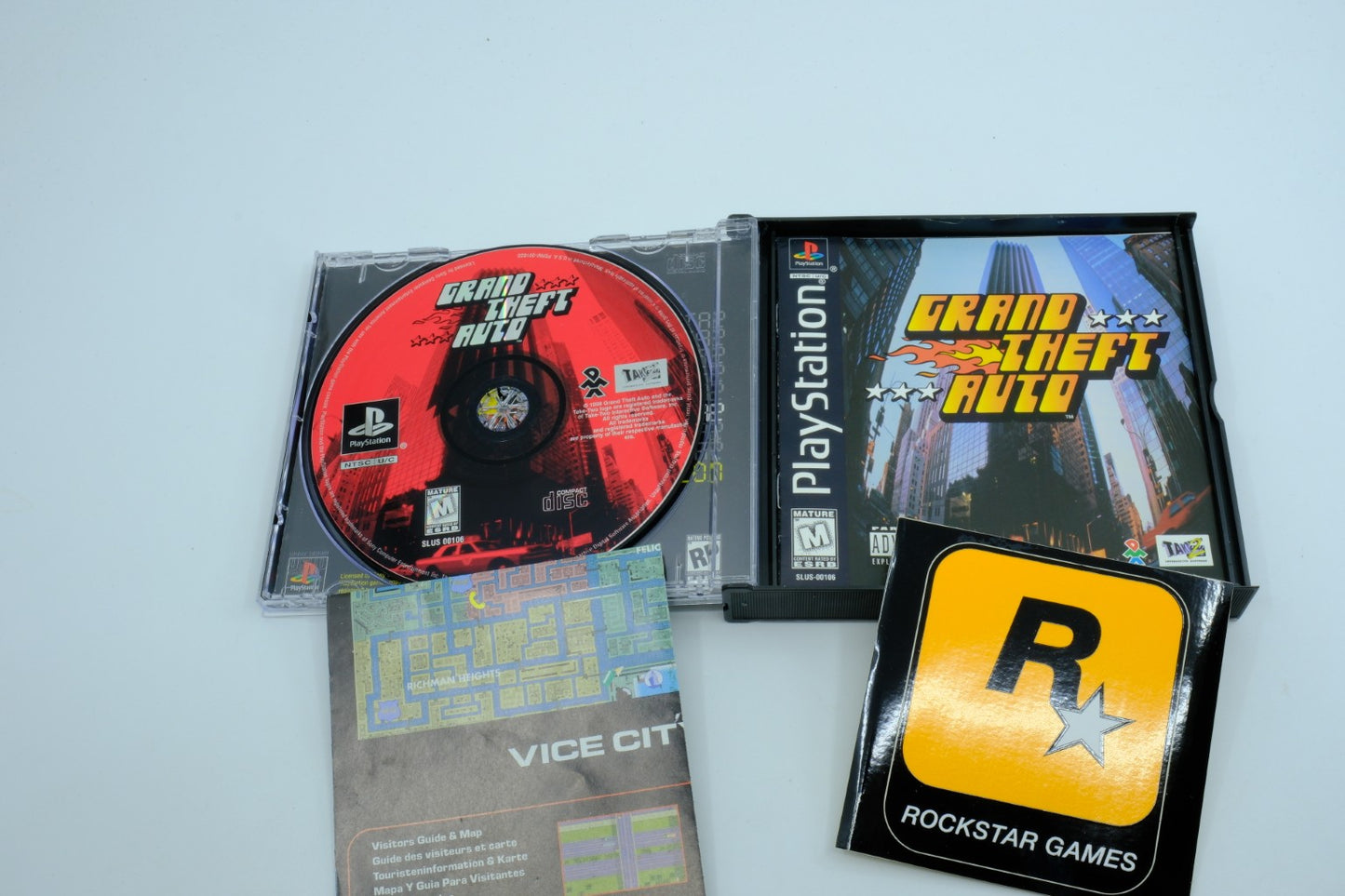 Grand Theft Auto: The Director's Cut - Compete in Box