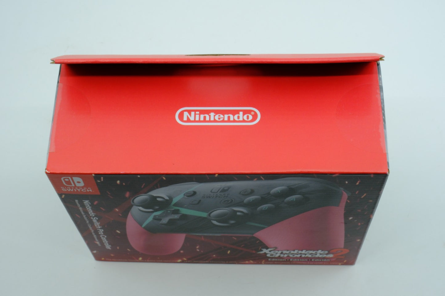 Nintendo Switch Pro Controller – Xenoblade Chronicles 2 Edition – Bran New