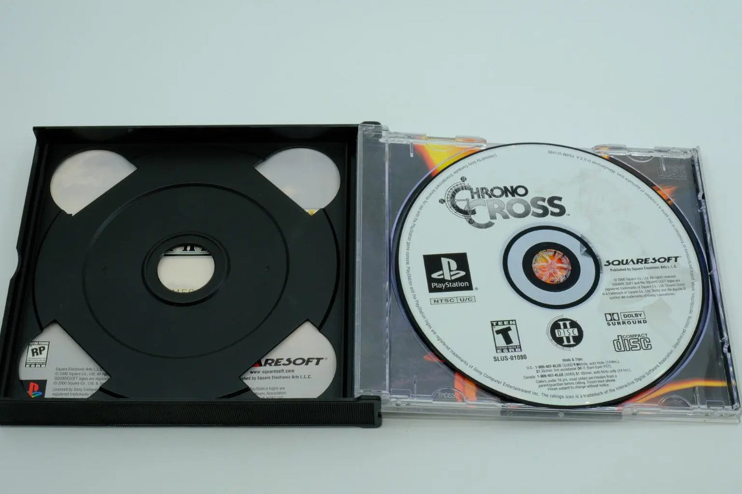 Chrono Cross – Complete in Box RetroGate - Your Gateway to Classic Gaming