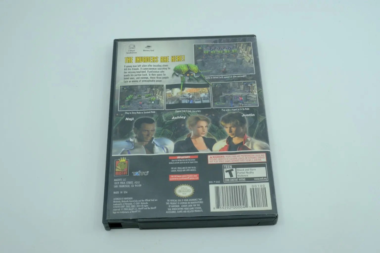 Space Raiders – Complete in Box RetroGate - Your Gateway to Classic Gaming